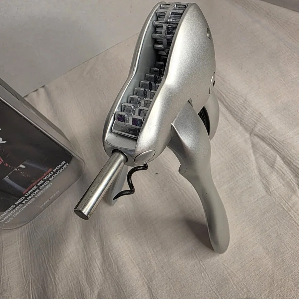 Houdini‎ Silver Aerating Pourer Set